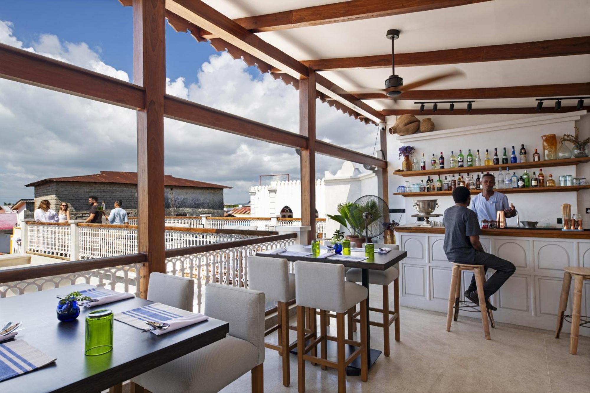 The Neela Boutique Hotel Stone Town Zanzibar ภายนอก รูปภาพ