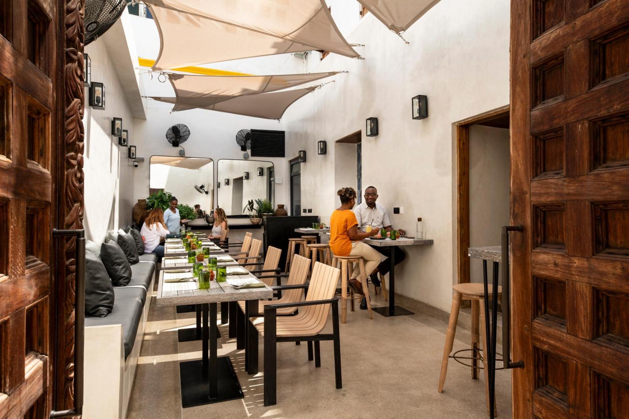 The Neela Boutique Hotel Stone Town Zanzibar ภายนอก รูปภาพ