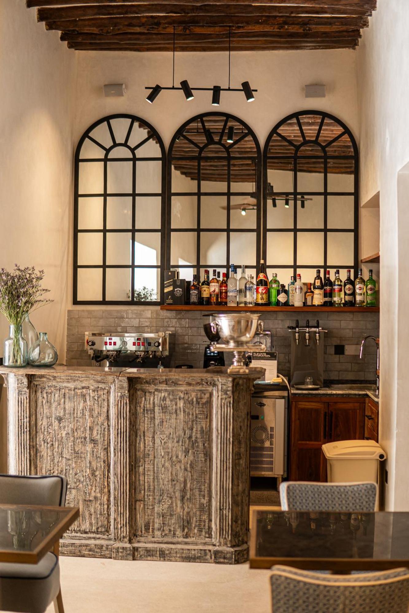 The Neela Boutique Hotel Stone Town Zanzibar ภายนอก รูปภาพ